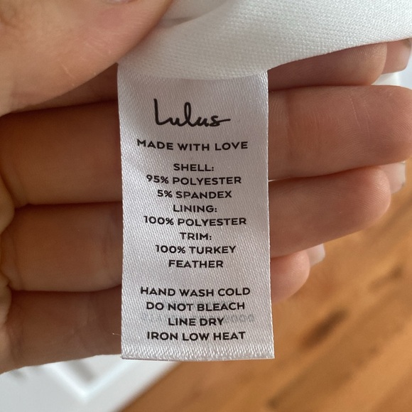 White mini dress - Picture 9 of 10